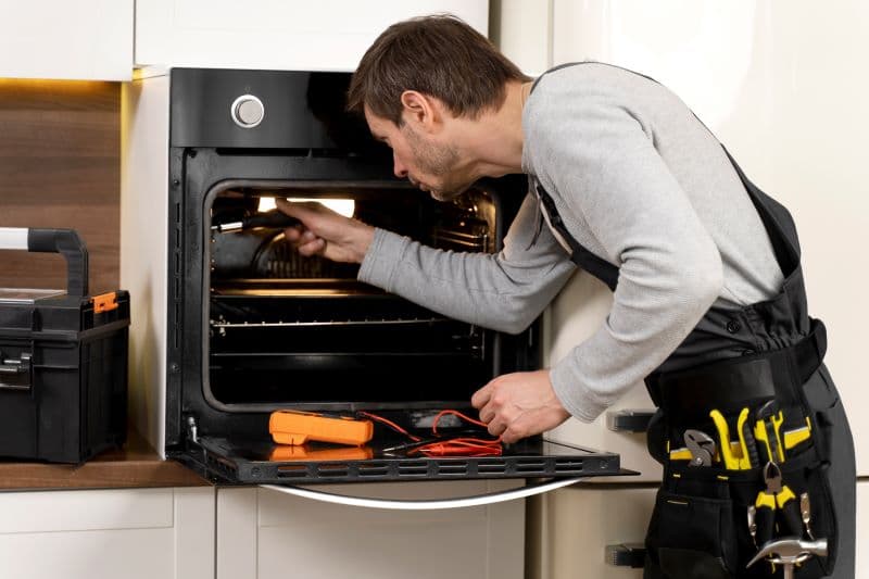 Microwave oven maintenance service