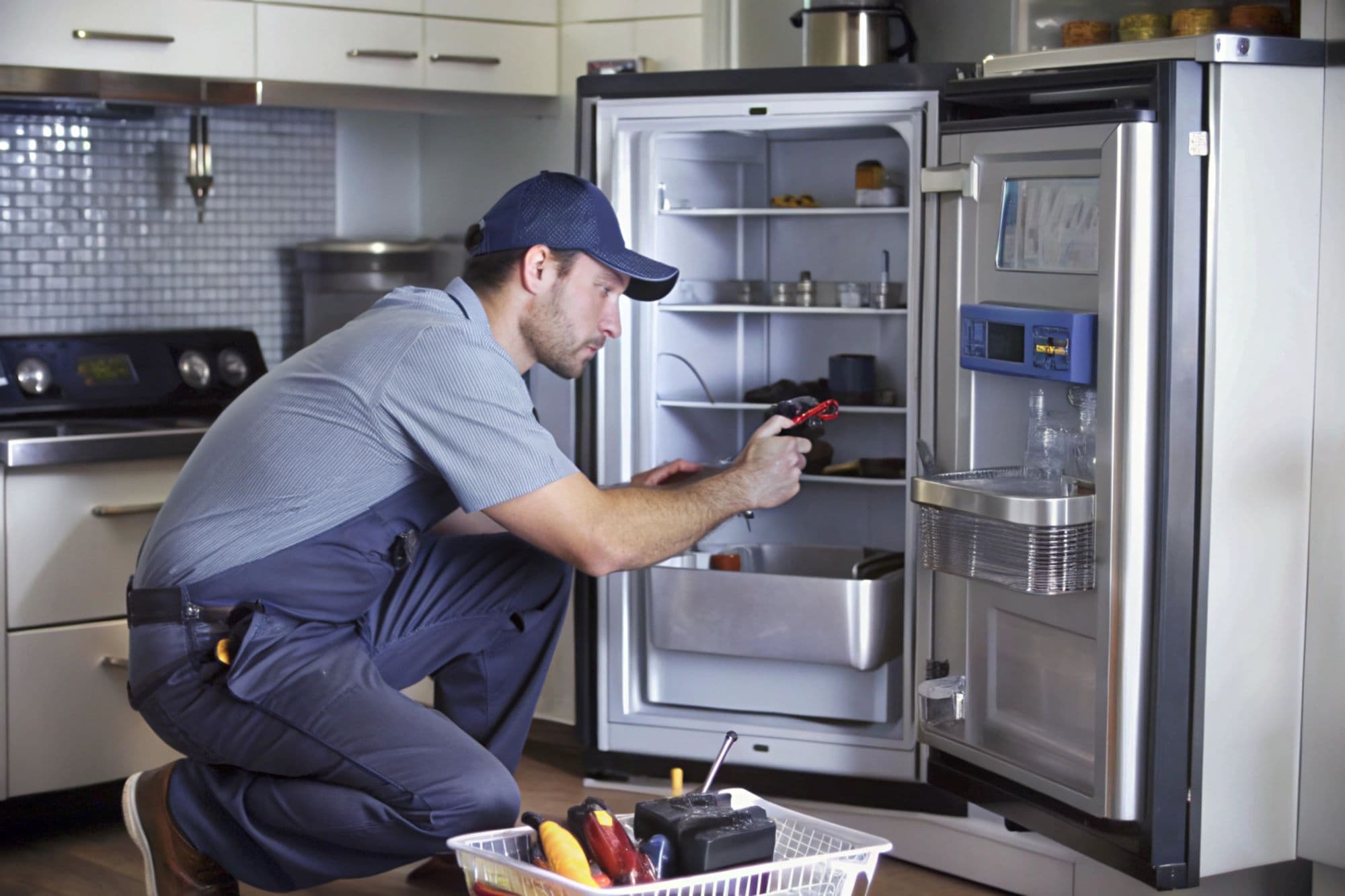 Fast and Reliable Refrigerator Service for Homes
